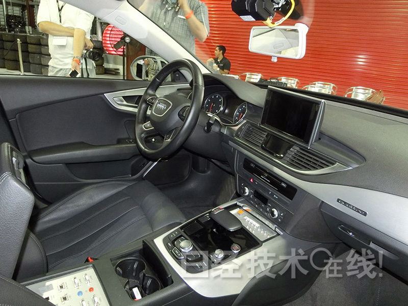 奥迪公开高速道路用自动驾驶车“Jack”内部