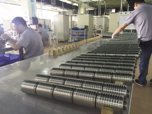 天津产超级电池亮相 充电一次只需要3-5分钟