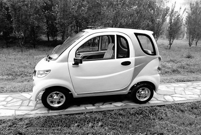  老年代步车无国标无牌照无监管 “裸奔”何时终结？