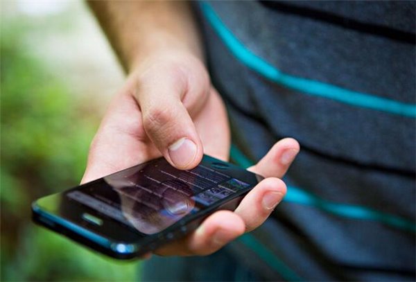 调查：超六成用户不知苹果iPhone电池可更换