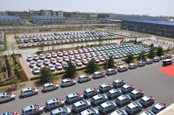 邮政178辆新能源快递车上路 申通快递又签500辆