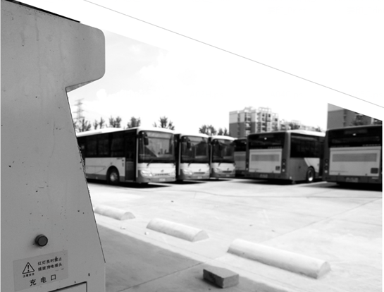 充电桩不完善 合肥24辆新纯电动公交车闲置半年