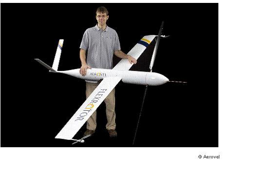 这种渔业无人机能在空中飞两天