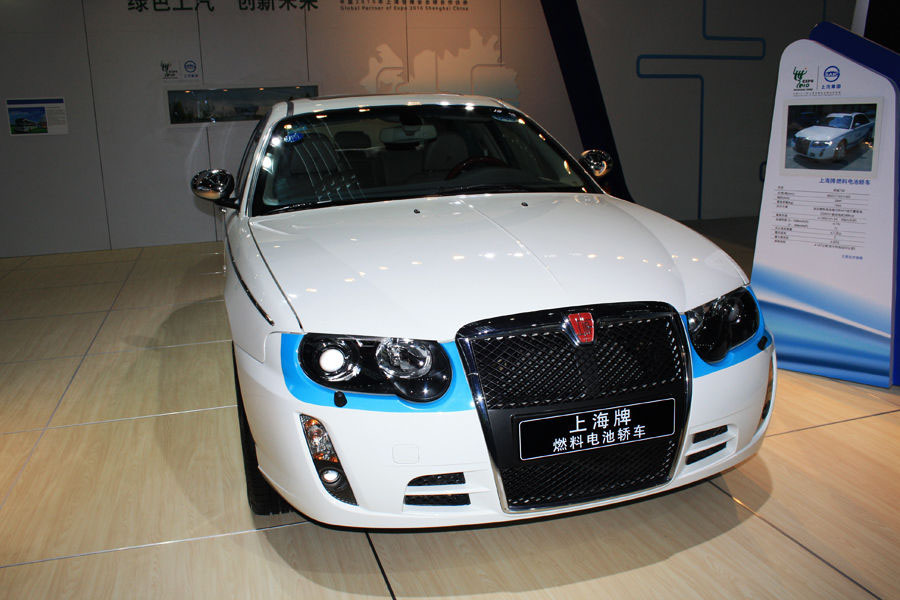 新能源汽车产销火爆 动力电池标准滞后存隐患