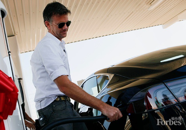 特斯拉何以问鼎“福布斯全球最具创新力企业榜”榜首？秘诀：敢为天下先