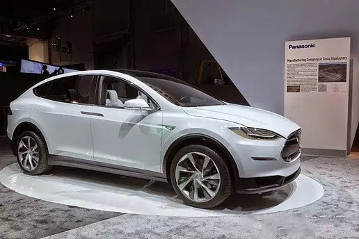 动力锂电池组价格稳步下降 电动汽车价格战在酝酿中? 