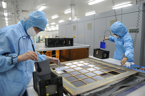 多晶硅进口量维持高位 国内企业生存之路步履维艰