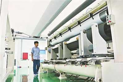 中科科技首创宽幅4.2米第三代锂电池隔膜技术 