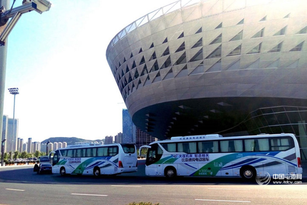 与达沃斯同行  比亚迪C9纯电动客车展中国制造雄姿