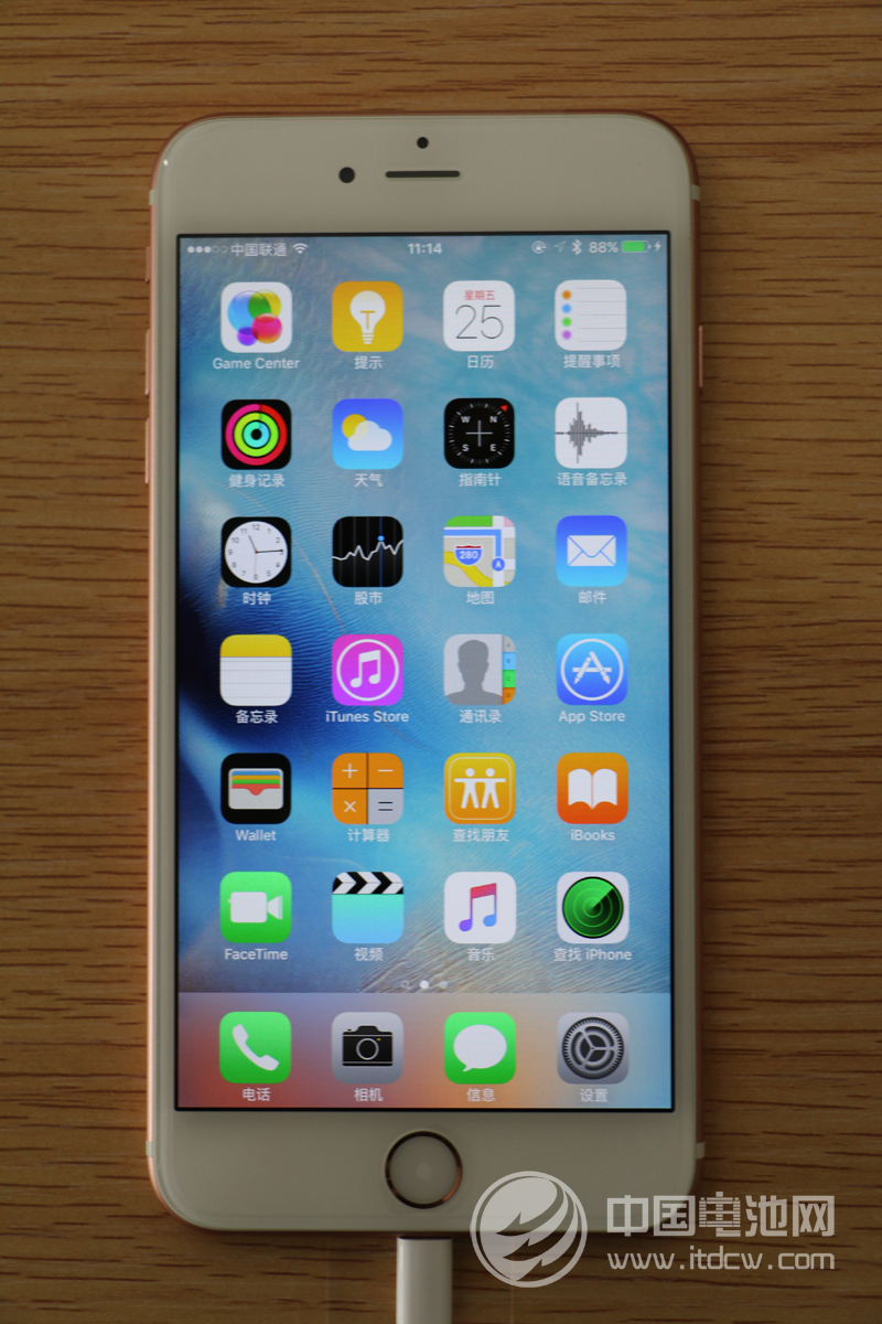苹果iPhone 6s真机高清晒机照 3D Touch体验如何?
