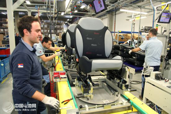 江森自控宣布计划裁员3000人  可节约2.50亿美元