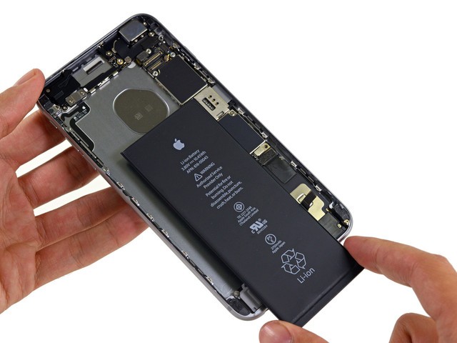 电池缩水为哪般 全新iPhone 6s Plus拆解（组图）