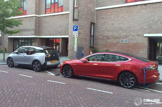 荷兰发展新能源车领跑欧洲  2040年全部可持续能源来驱动