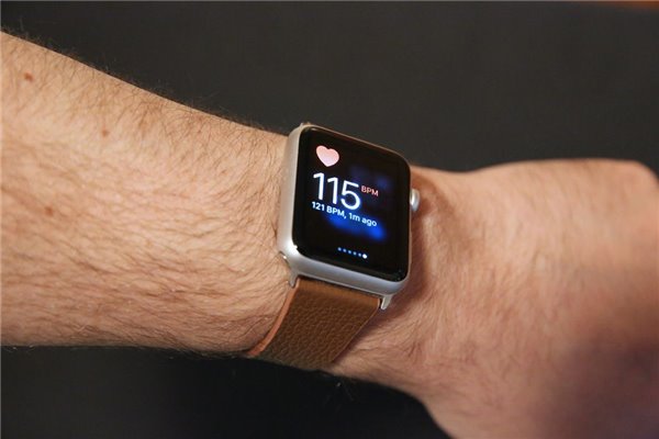 苹果如何让人离不开Apple Watch？狠抓健康功能