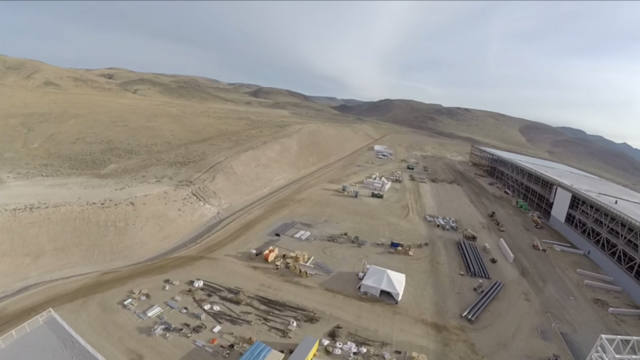 特斯拉继续改变世界 超级电池工厂新貌