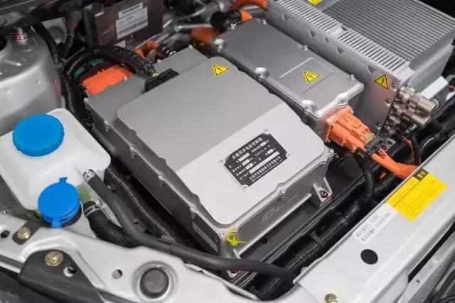 新能源车走俏&nbsp;动力电池拖后腿1