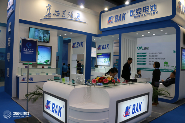 国内一线动力电池品牌集中亮相新能源汽车成果展