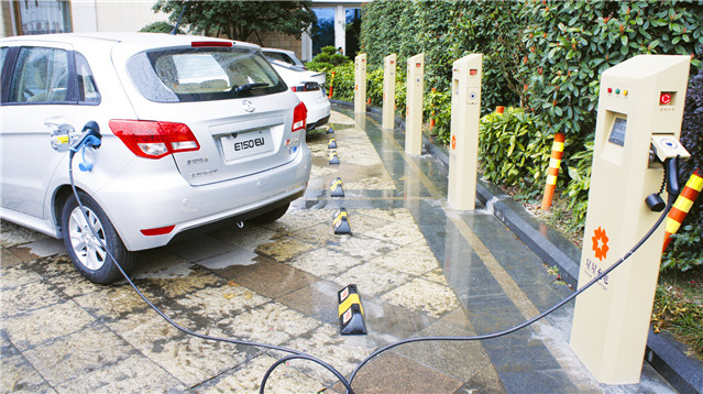 星星充电打“众筹”牌卡位 拟在北京建一万个充电桩