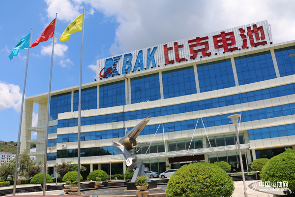 新能源车产业爆发 比克电池为打造绿色新生活做贡献