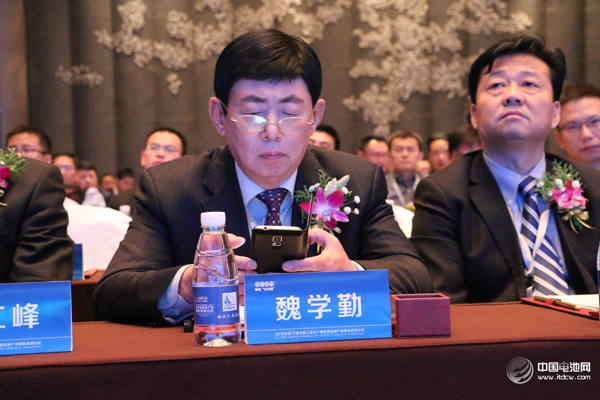 山东省汽车行业协会常务副会长兼秘书长魏学勤