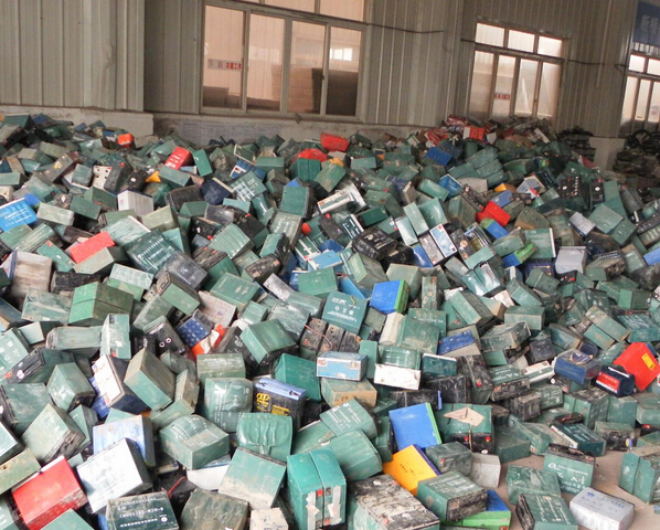 废电瓶持续降价乏人问津 后期或仍有下跌空间