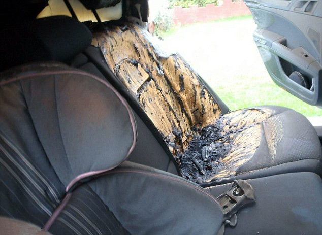 英男子电子烟充电突爆炸烧毁爱车