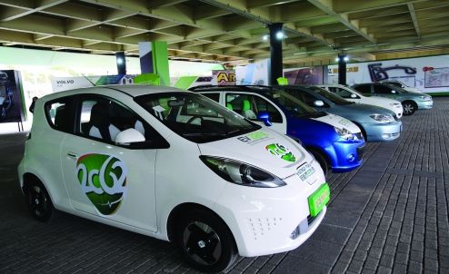 广州市副市长周亚伟：2025年新能源车产量力争达百万