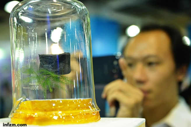 “十三五”开启千亿热潮石墨烯产业 污染隐忧成明患？