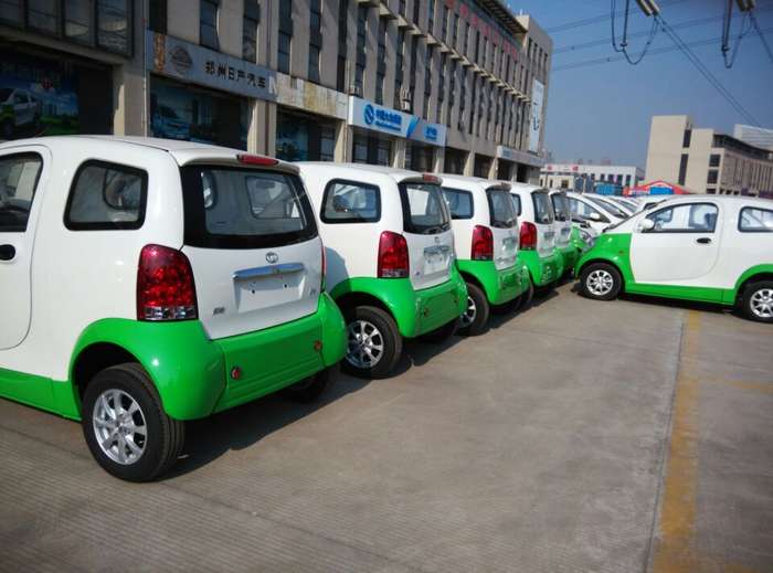 100辆知豆电动车