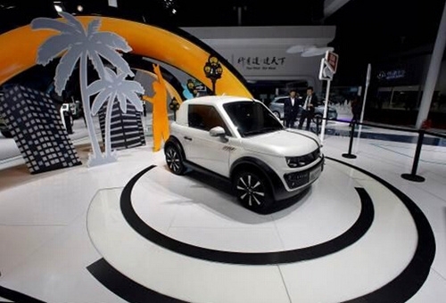 锂电池概念股掀涨停潮 机构游资齐抢筹