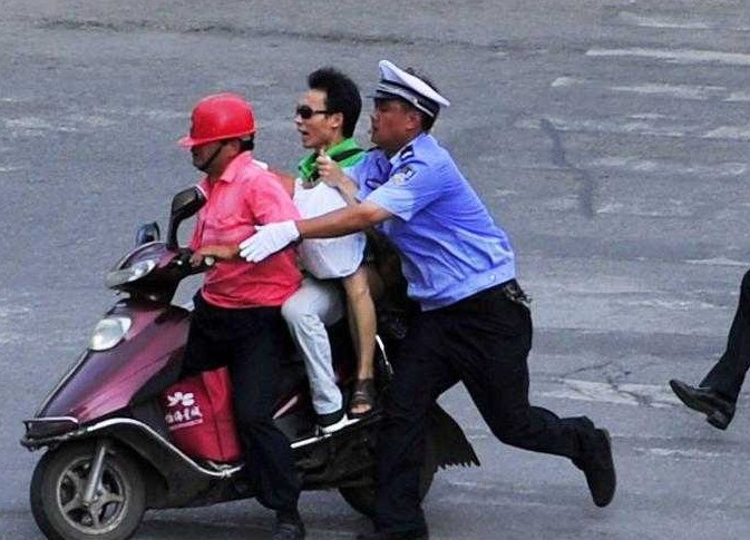 深圳抽查电动自行车及充电器 超速超重现象仍存