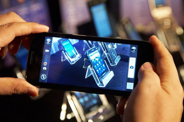 中国手机业产能过剩致恶性竞争 创新是唯一出路