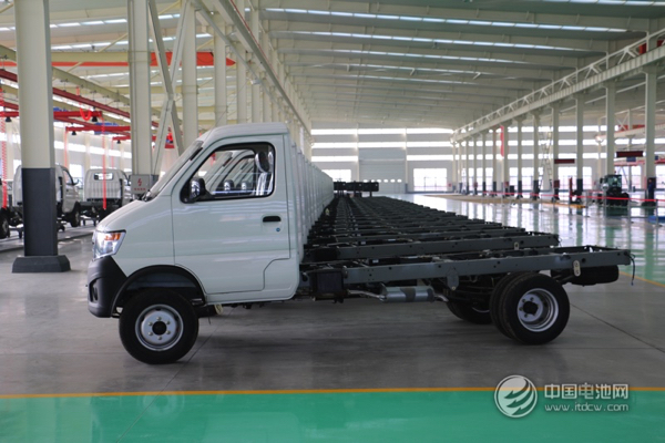 海德新能汽车生产环境