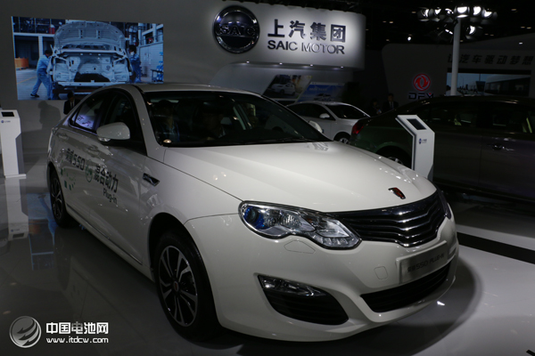 2015年新能源汽车政策和市场一路向好 中国领