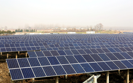 安徽肥东县：华东地区最大渔光互补光伏电站并网