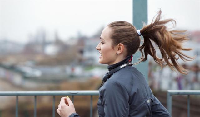 MIT新型电池技术 通过弯曲来给电池充电