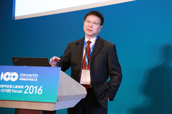 力帆实业(集团)股份有限公司副董事长陈卫