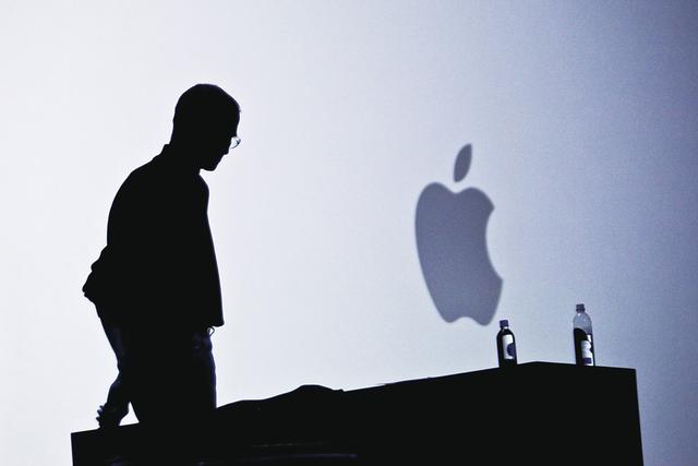 苹果预计第二季度iPhone销量将出现10年来首次下滑