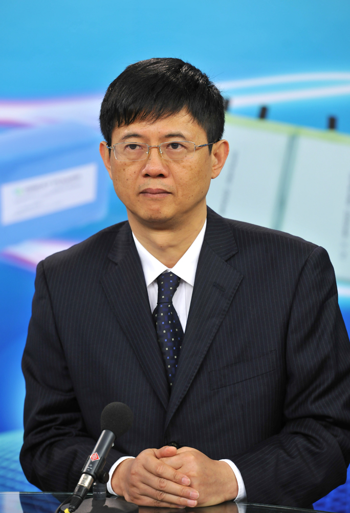 鹏辉能源董事长夏信德