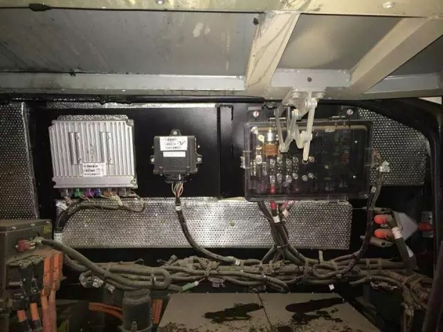 江西上饶纯电动客车燃烧案：系被引燃 电池系统未着火