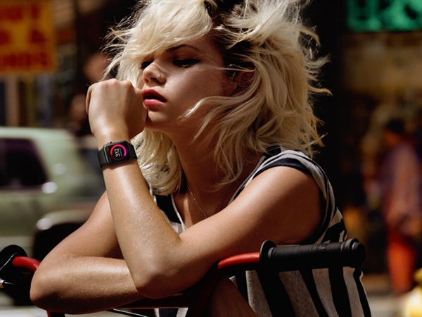 2016年可穿戴设备销售增长18.4% 将达2.746亿部