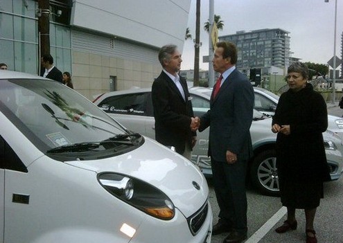 施瓦辛格高度重视新能源汽车发展