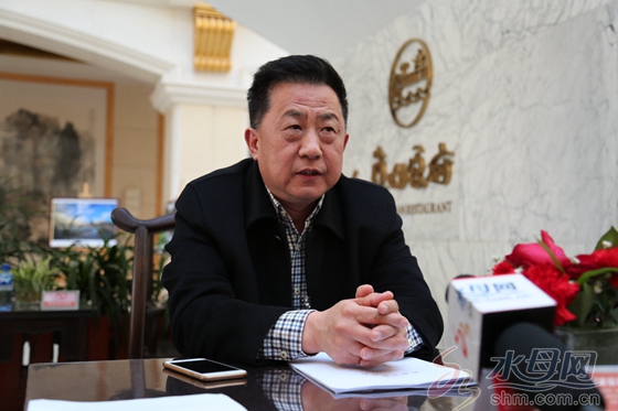 市人大代表、烟台舒驰客车有限责任公司董事长、总经理于忠国