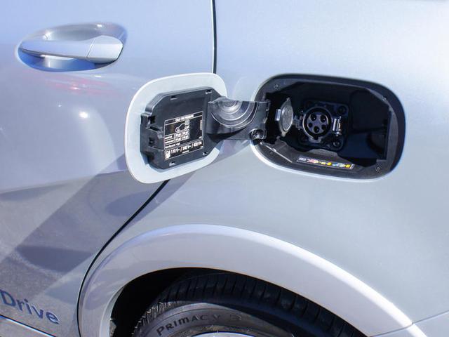 与特斯拉决裂后 奔驰找到了新的电池供应商SK