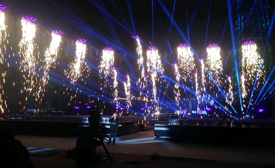 传大疆2015年净利2.5亿美元 CEO否认启动融资