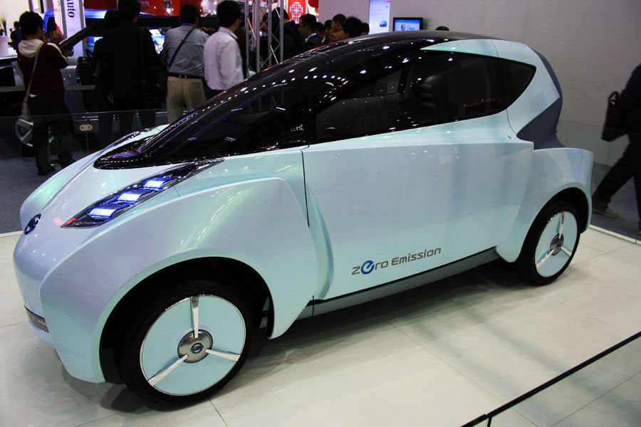 地方两会热议新能源汽车 低速电动车存争议