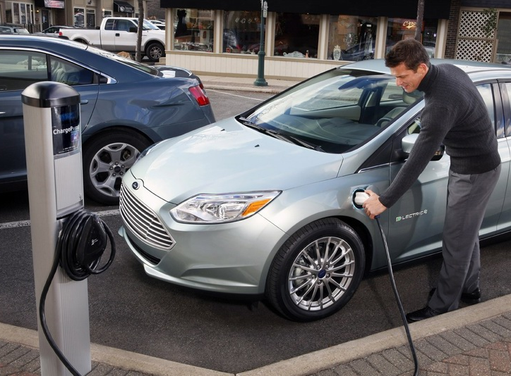 美国电动车“复仇记” 加州新能源汽车全球最多