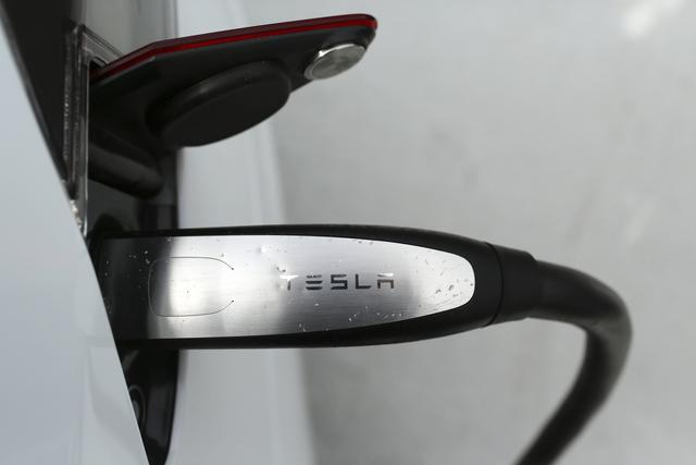 解析2022年电动车销量将爆发式增长的背后原因