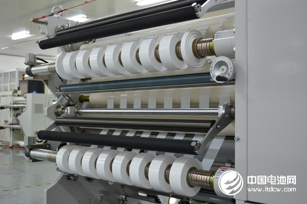 锂电池湿法隔膜国产替代加速  龙头效应明显