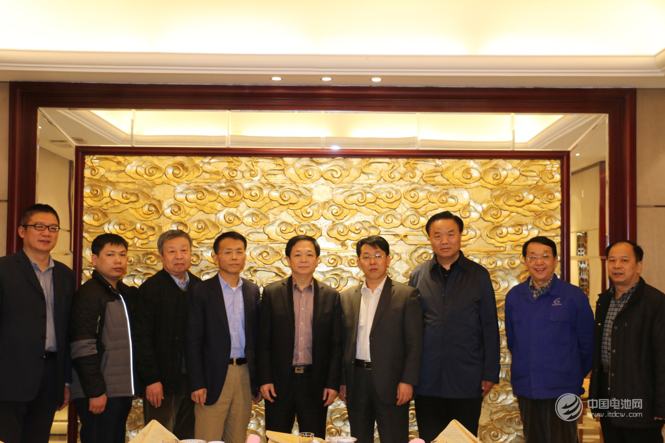 辽宁台安经济开发区管理委员会党工委书记田俊明介绍台安新能源产业园区规划